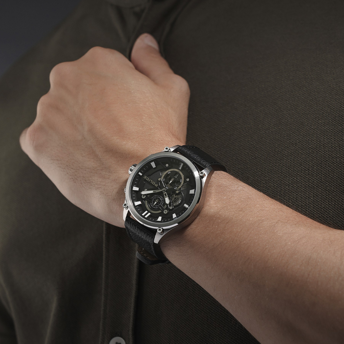 POLICE SMARTWATCH WATCHES Mod. PEWGC0054205 POLICE SMARTWATCH WATCHES Mod. PEWGC0054205